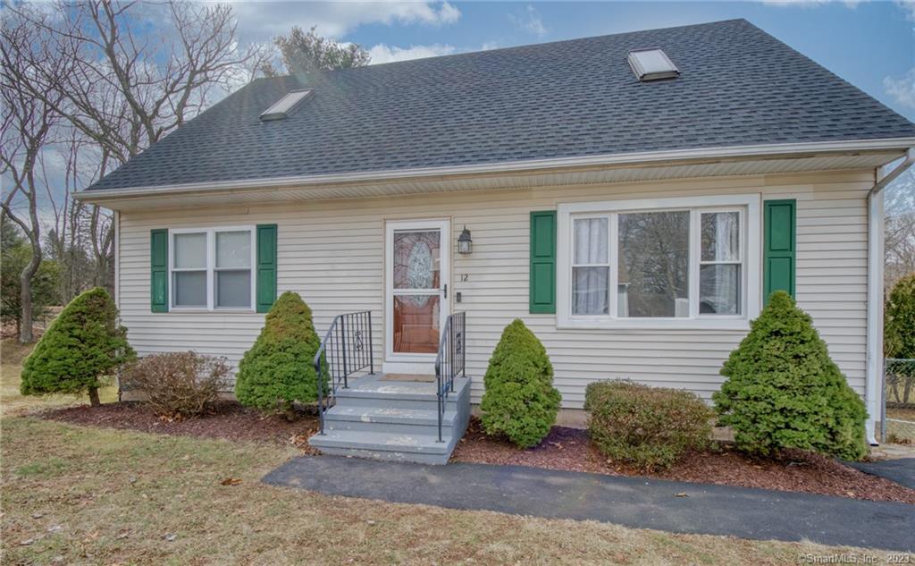 12 Ridge Place East Haven, CT 06513 - Photo 1 of 1 Gallery Image 1