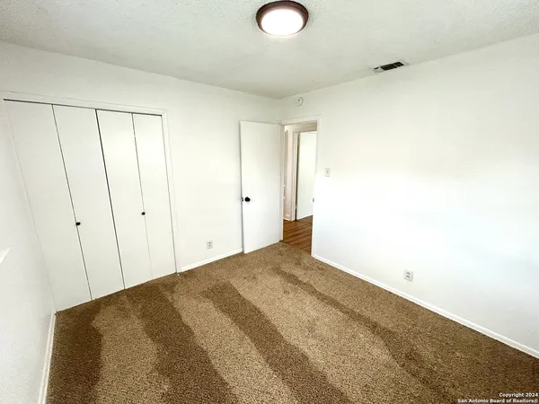 $1,525 | 624 Jamie Sue Drive, Converse, TX 78109
