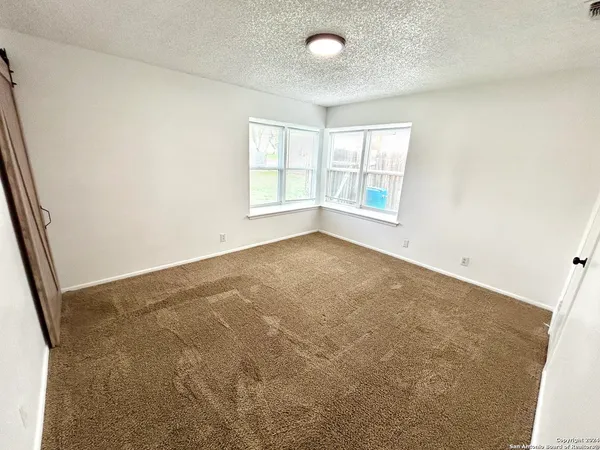 $1,525 | 624 Jamie Sue Drive, Converse, TX 78109