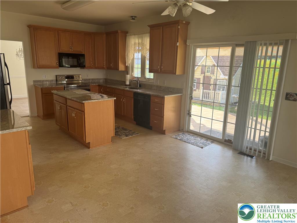2509 Somerset Road Whitehall, PA 18052 - Photo 16 of 58 Kitchen / Patio Doors