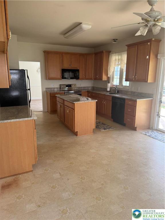 2509 Somerset Road Whitehall, PA 18052 - Photo 17 of 58 Kitchen