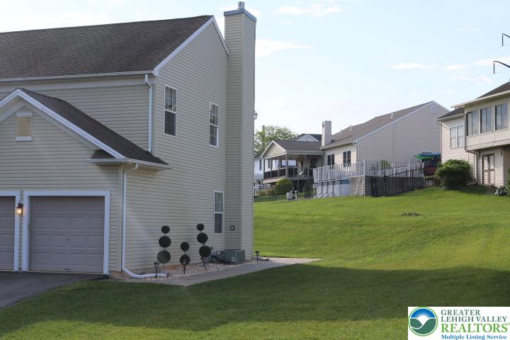 2509 Somerset Road Whitehall, PA 18052 - Photo 3 of 58 Side