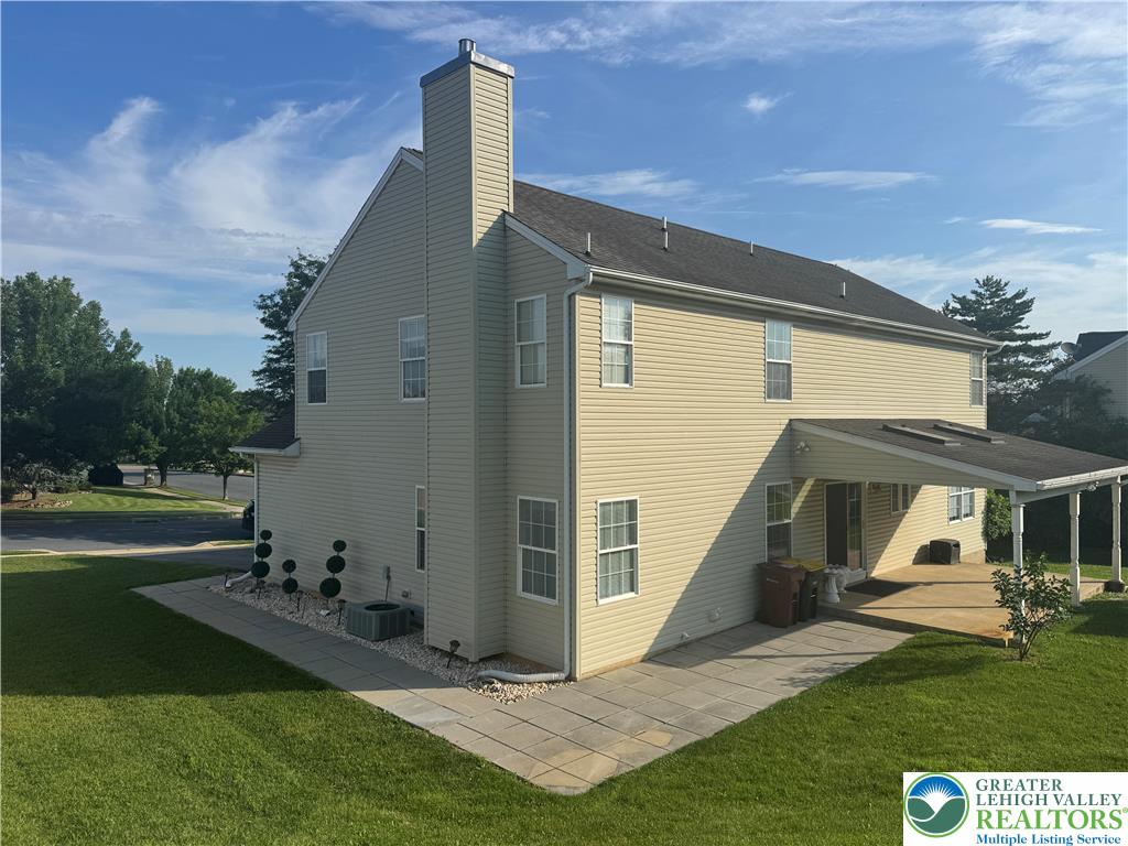 2509 Somerset Road Whitehall, PA 18052 - Photo 4 of 58 Rear Quarter
