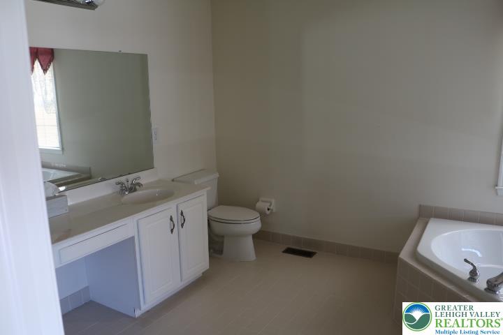 2509 Somerset Road Whitehall, PA 18052 - Photo 47 of 58 Master Bathroom