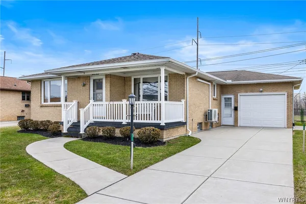 $269,900 | 39 Cardy Lane, Cheektowaga, NY 14043