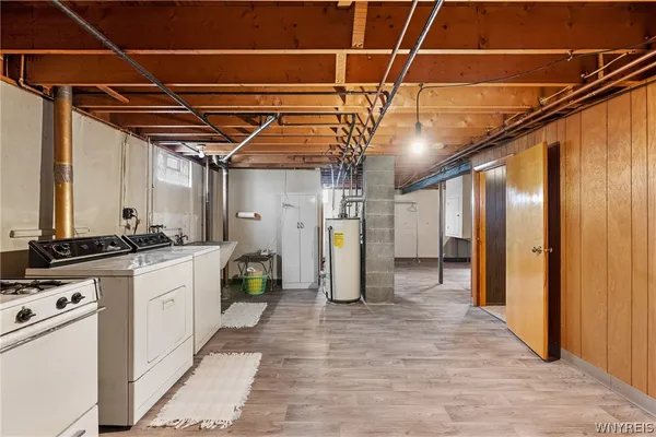 $269,900 | 39 Cardy Lane, Cheektowaga, NY 14043