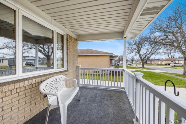 $269,900 | 39 Cardy Lane, Cheektowaga, NY 14043