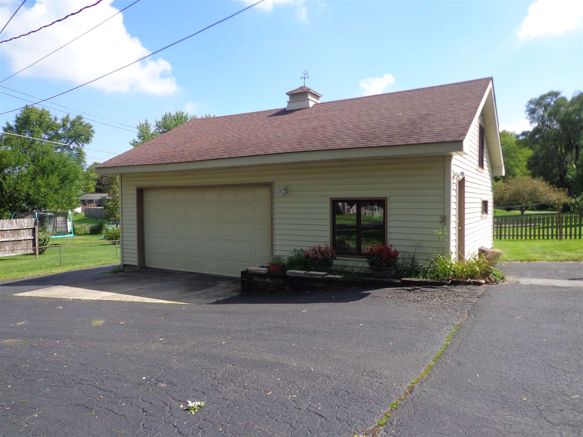 4217 Trier Road Fort Wayne, IN 46815 - Photo 5 of 36 Gallery Image 5