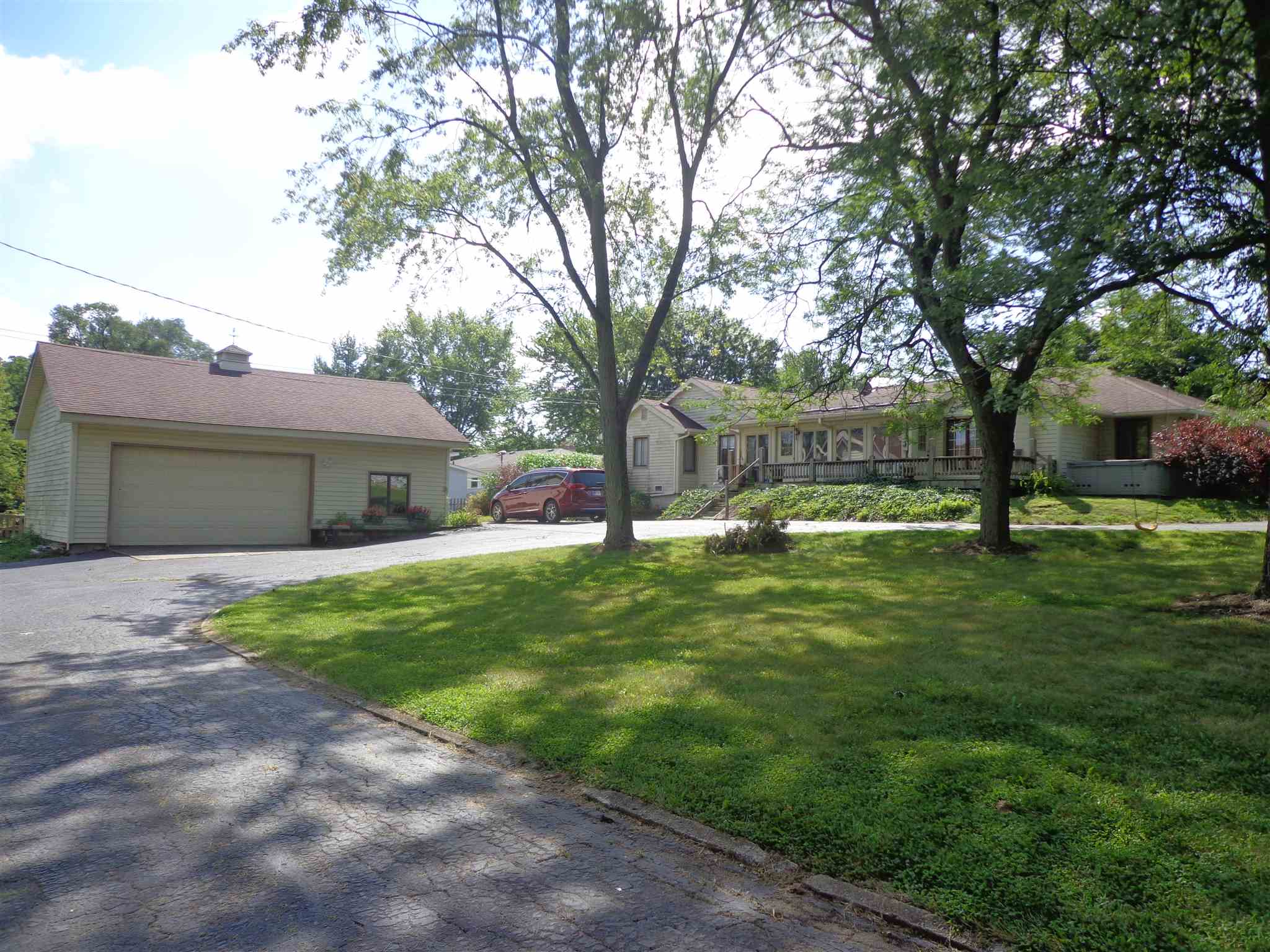 4217 Trier Road Fort Wayne, IN 46815 - Photo 6 of 36 Gallery Image 6