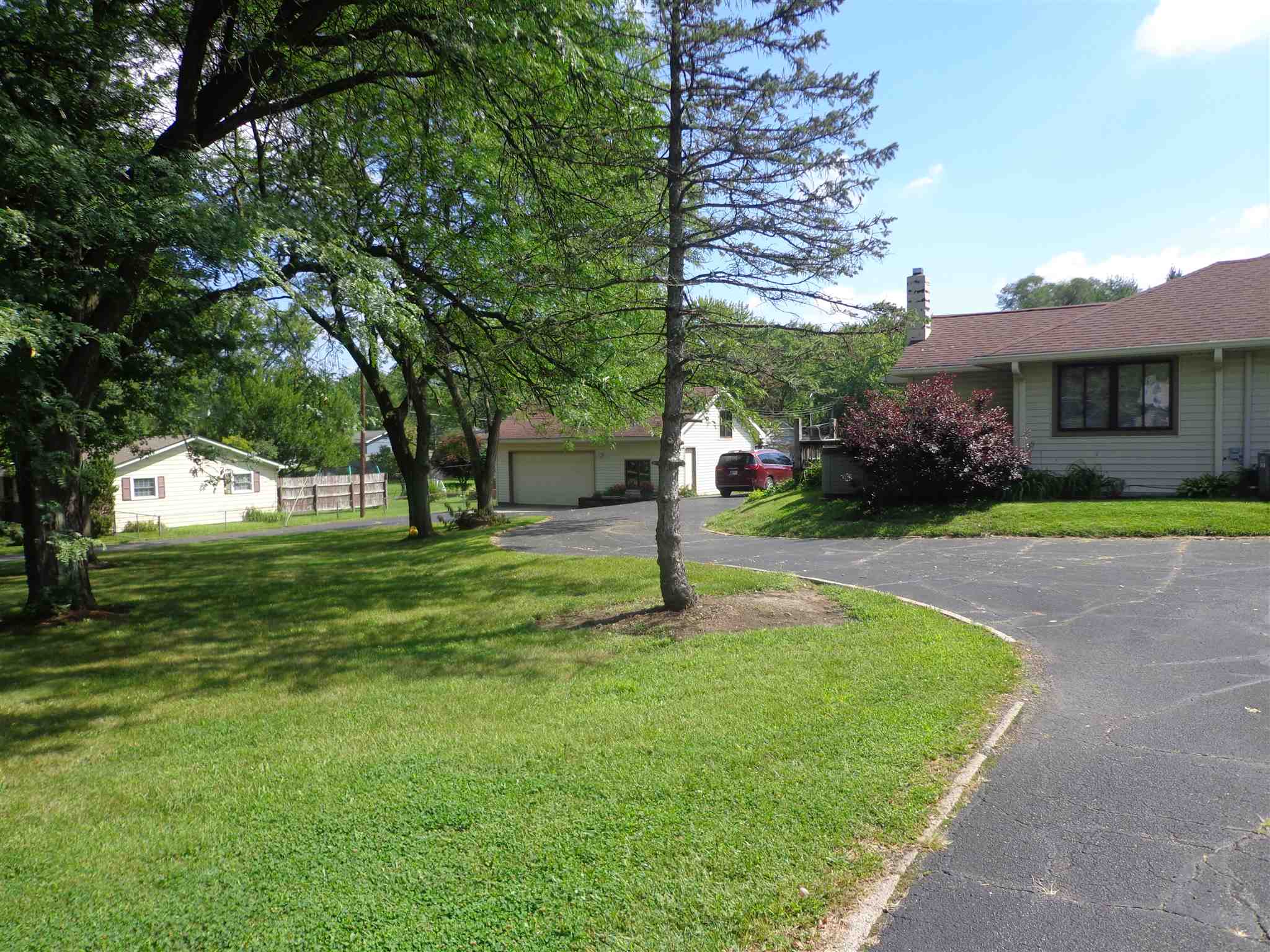 4217 Trier Road Fort Wayne, IN 46815 - Photo 8 of 36 Gallery Image 8