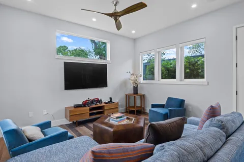 $1,150,000 | 1201 West 39th 1/2 Street, Unit B, Austin, TX 78756