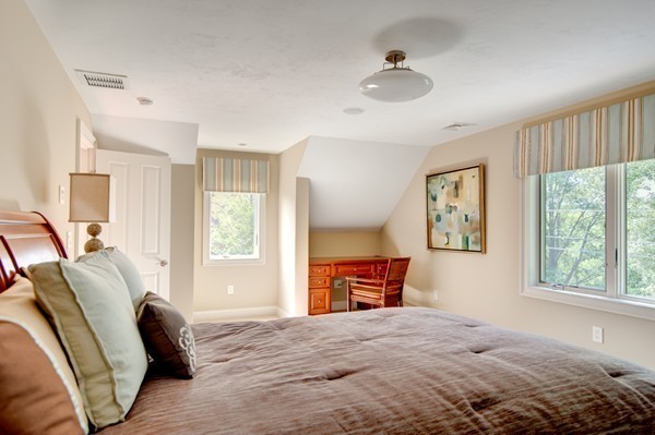 39 Loveland Road Webster, MA 01570 - Photo 18 of 29 Gallery Image 18