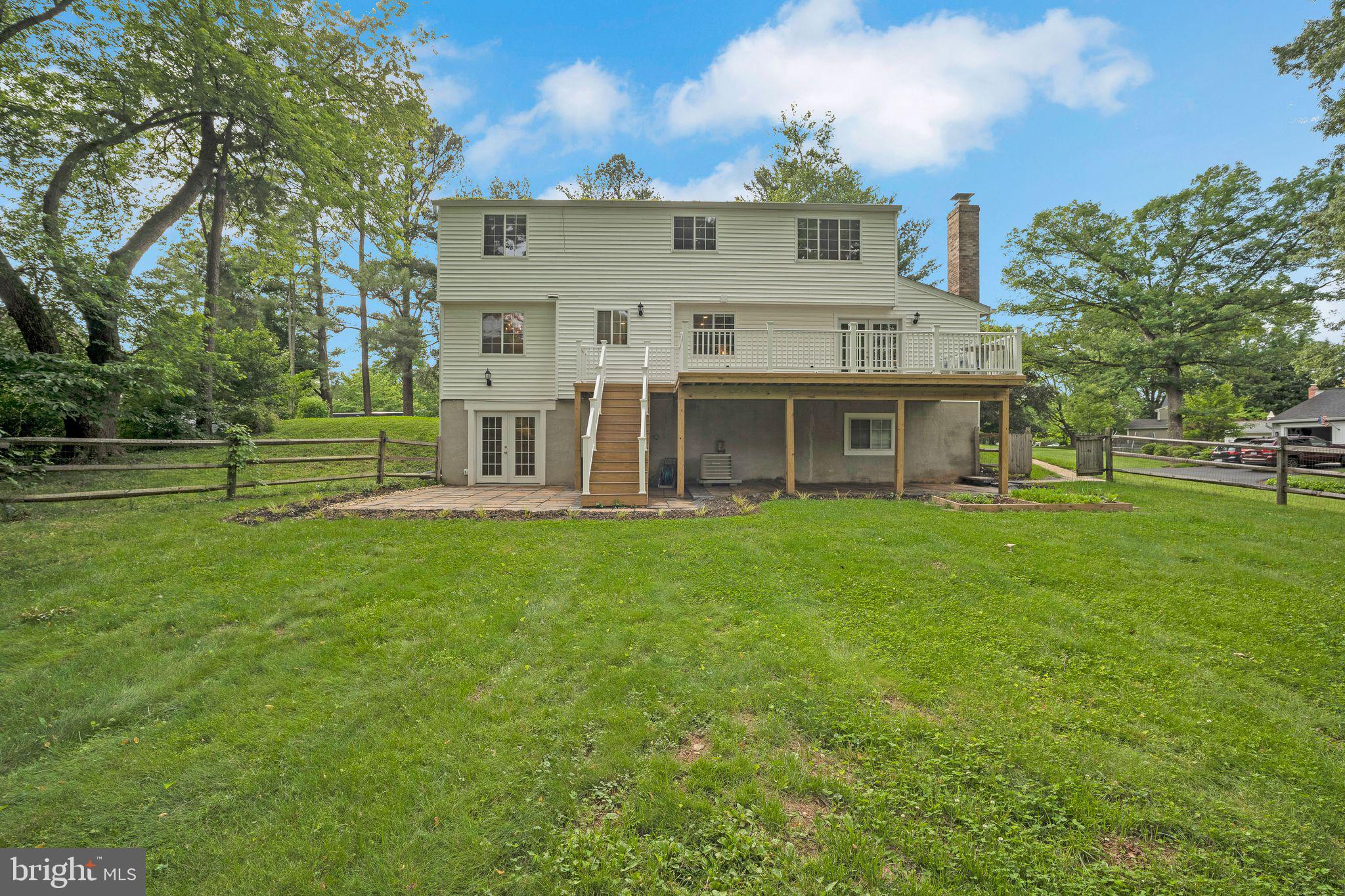 1127 Riva Ridge Drive Great Falls, VA 22066 - Photo 3 of 41 Expansive back yard!