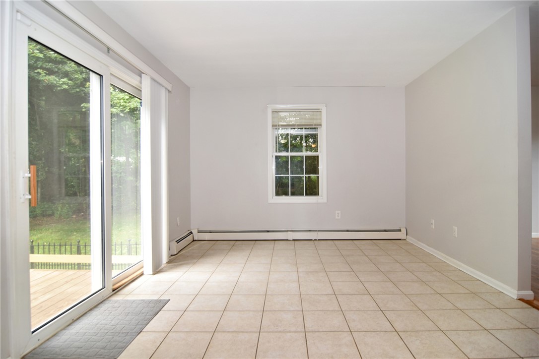 649 Chestnut Hill Road South Kingstown, RI 02879 - Photo 11 of 41