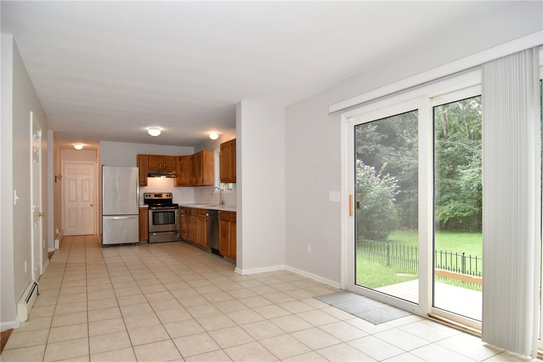 649 Chestnut Hill Road South Kingstown, RI 02879 - Photo 12 of 41