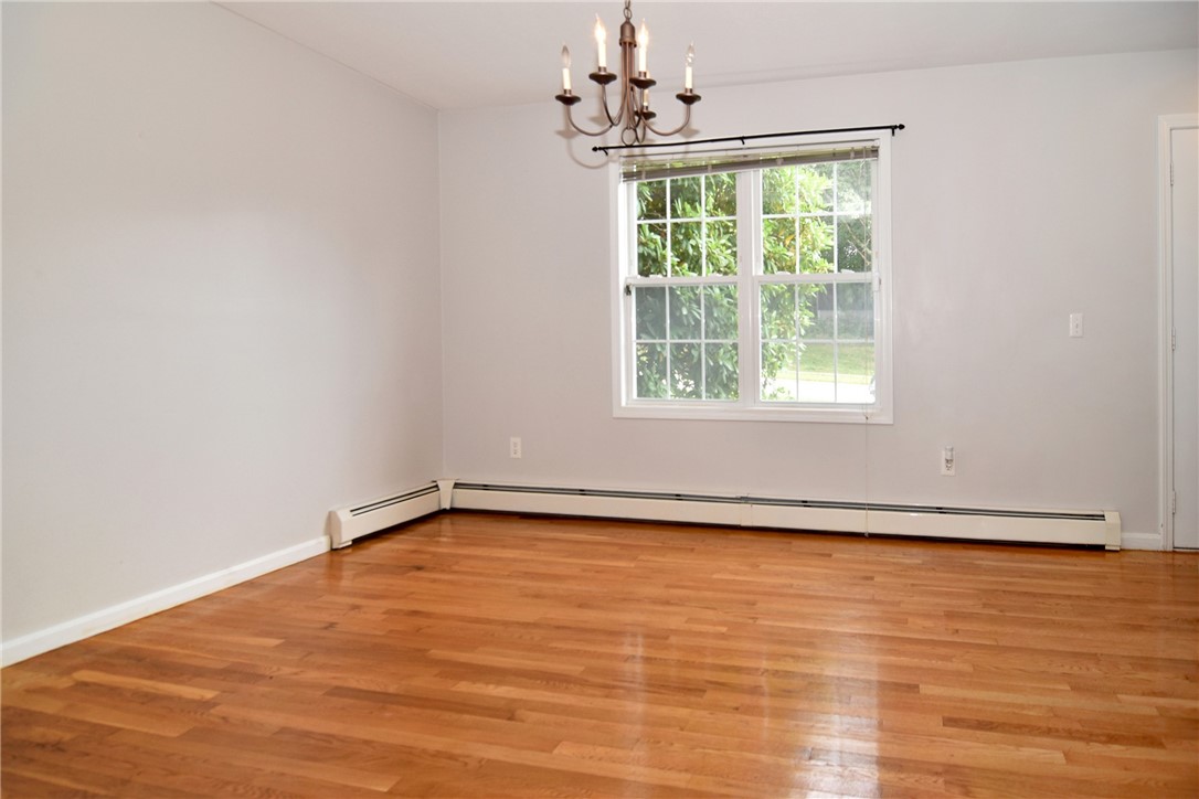 649 Chestnut Hill Road South Kingstown, RI 02879 - Photo 15 of 41