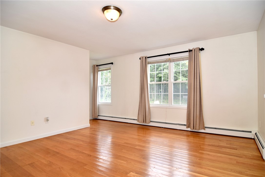 649 Chestnut Hill Road South Kingstown, RI 02879 - Photo 18 of 41