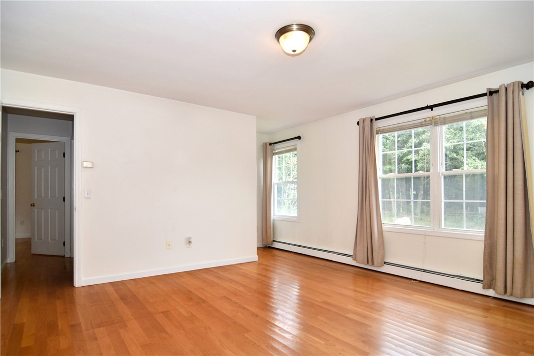 649 Chestnut Hill Road South Kingstown, RI 02879 - Photo 19 of 41