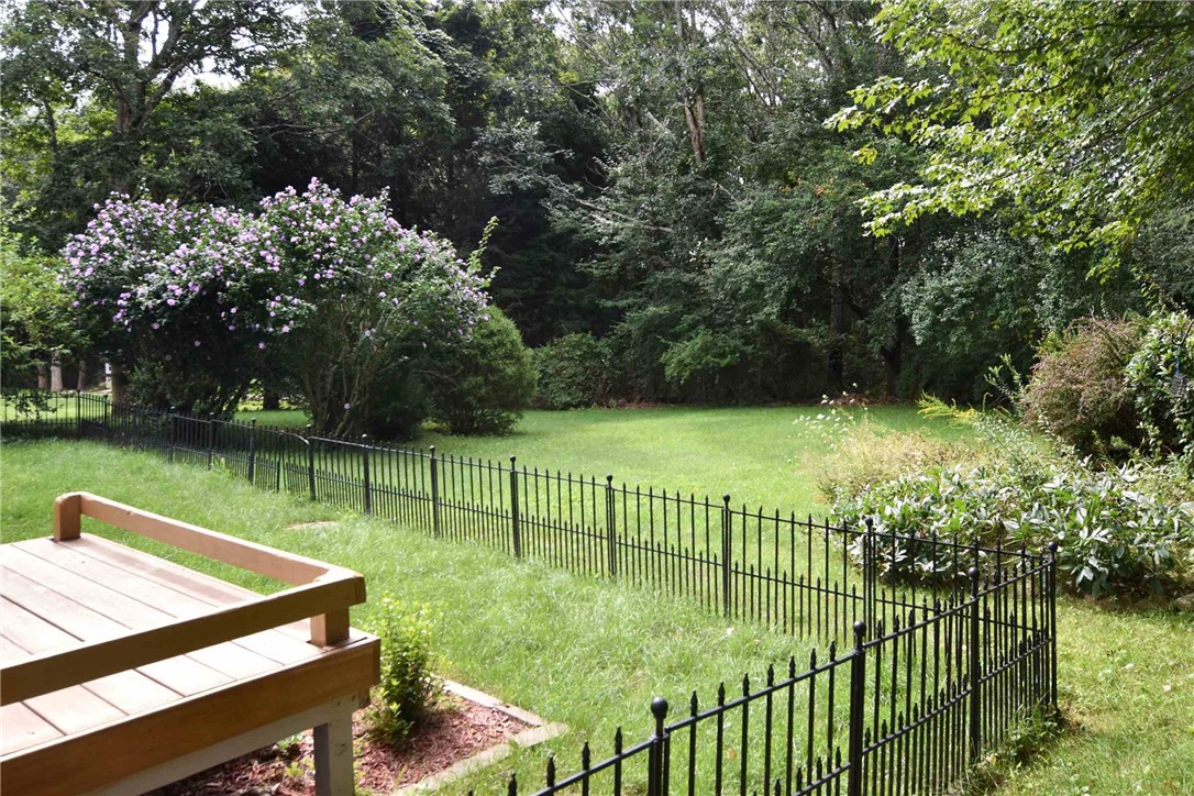 649 Chestnut Hill Road South Kingstown, RI 02879 - Photo 37 of 41