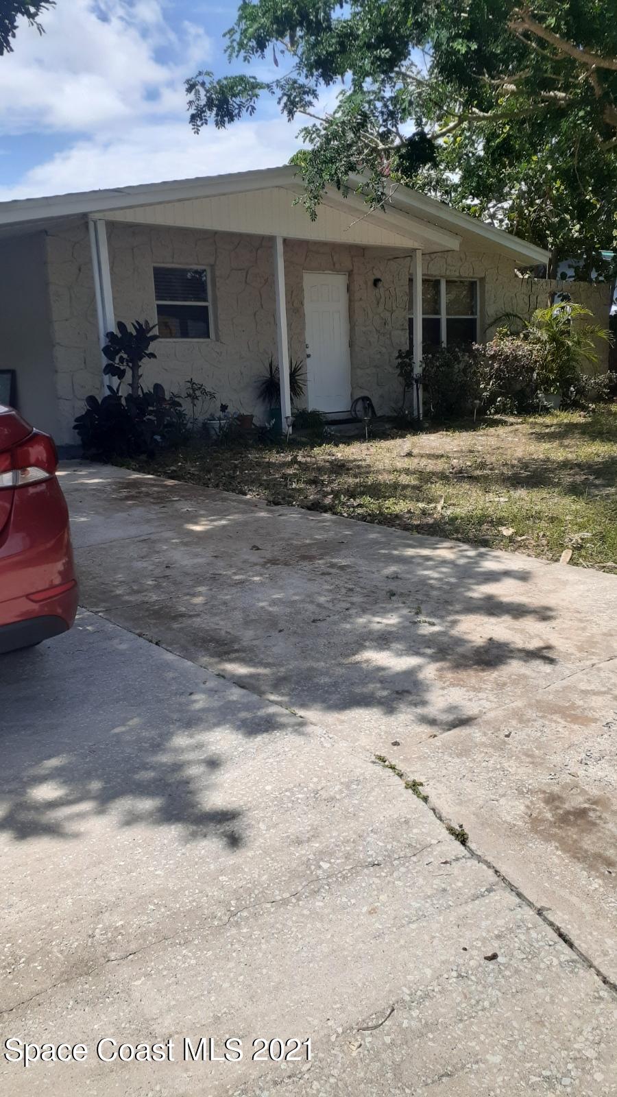 2695 King Richard Road Melbourne, FL 32935 - Photo 3 of 24 king 20