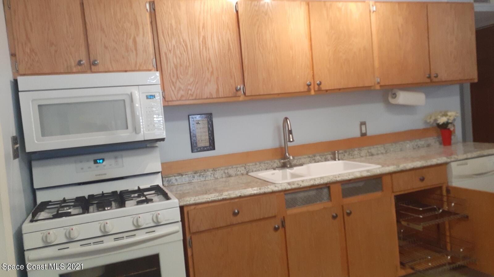 2695 King Richard Road Melbourne, FL 32935 - Photo 5 of 24 king 4