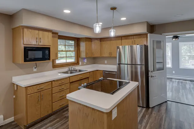 $350,000 | 33909 County Road 3, Crosslake, MN 56442