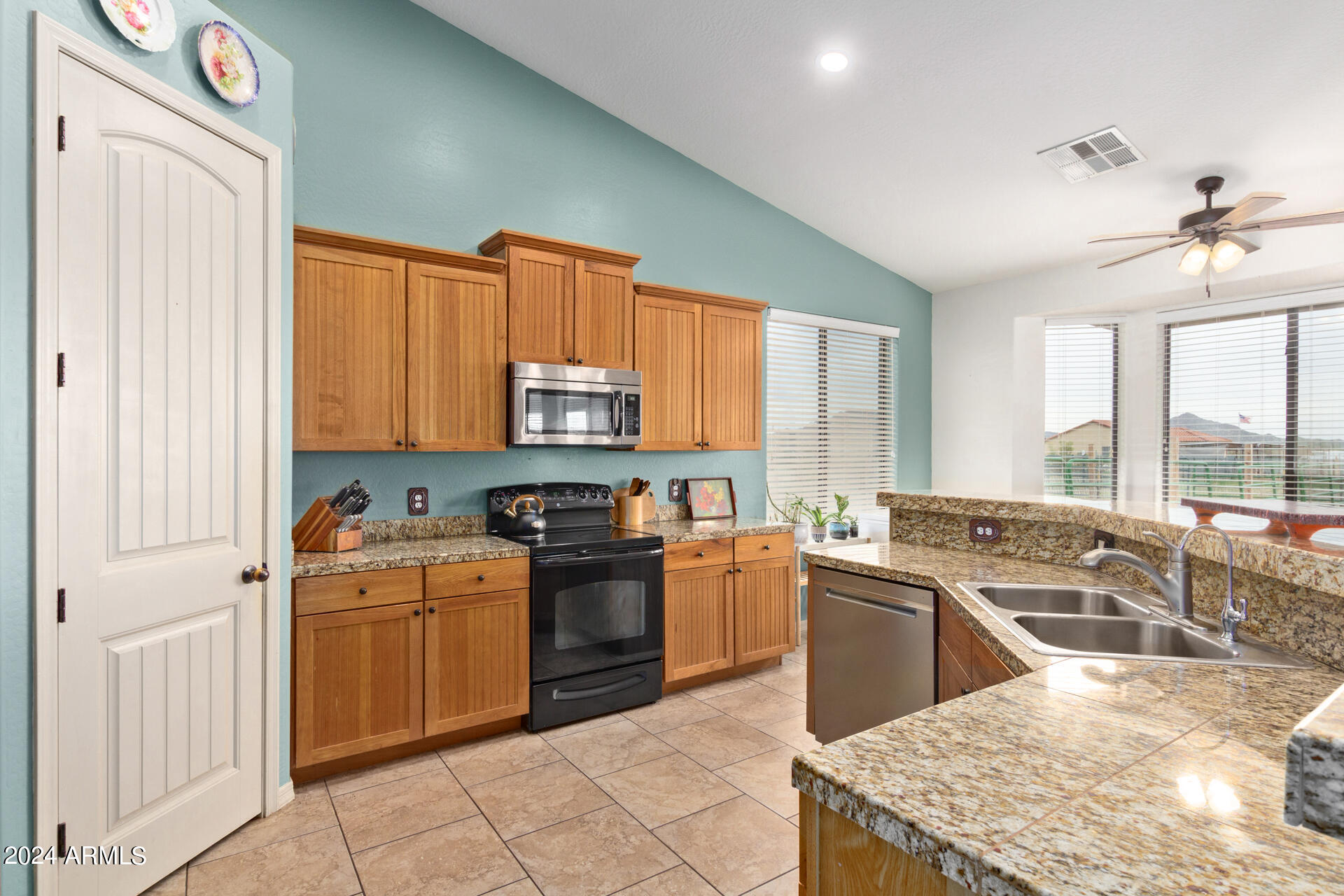 14104 South Tuthill Road Buckeye, AZ 85326 - Photo 13 of 55 13 - Tuthill