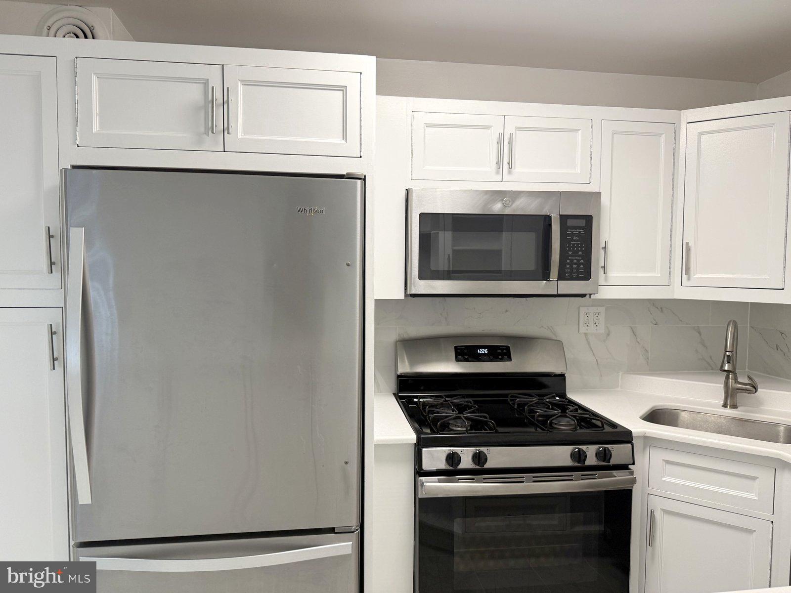 606 Cooper Landing Road, Unit A2B Cherry Hill, NJ 08002 - Photo 3 of 18
