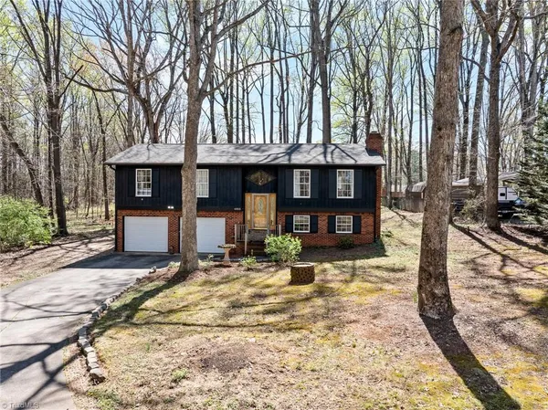 $325,000 | 6055 Farrior Drive, Clemmons, NC 27012