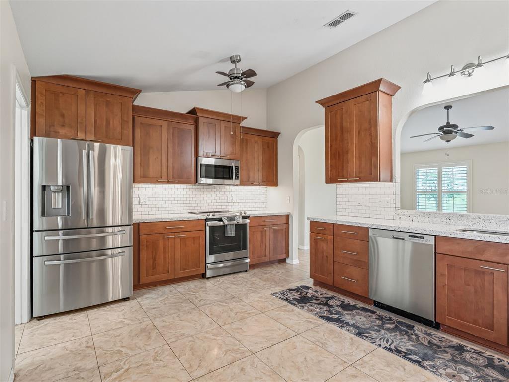 12115 Southeast 176th Loop Summerfield, FL 34491 - Photo 11 of 47