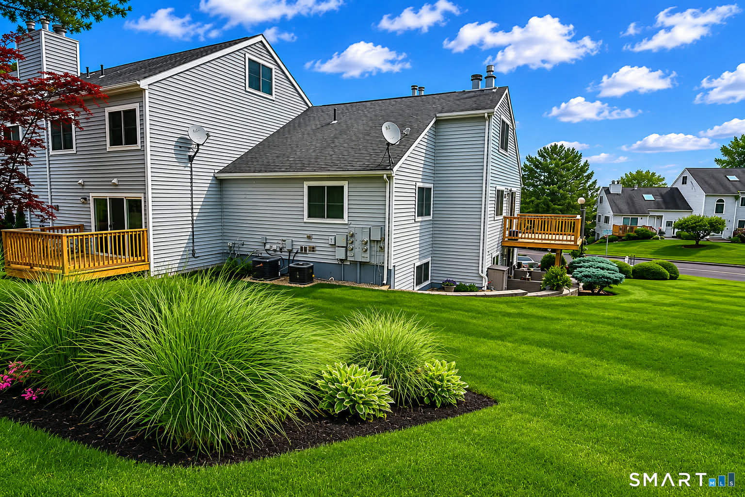 1 Avon Dale Road, Unit 1 Cromwell, CT 06416 - Photo 3 of 30
