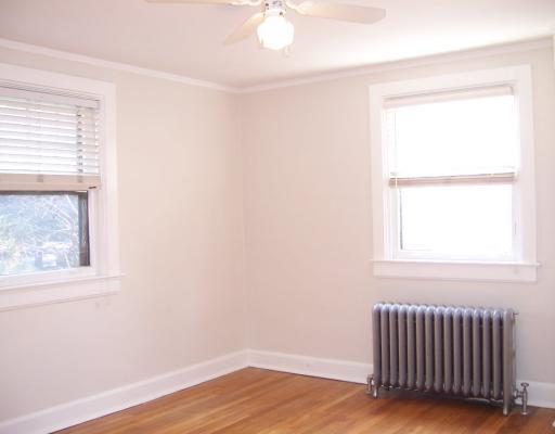 205 Gladstone Road Pittsburgh, PA 15217 - Photo 10 of 15 Other. Second floor bath has jet spray tub and a separate shower.