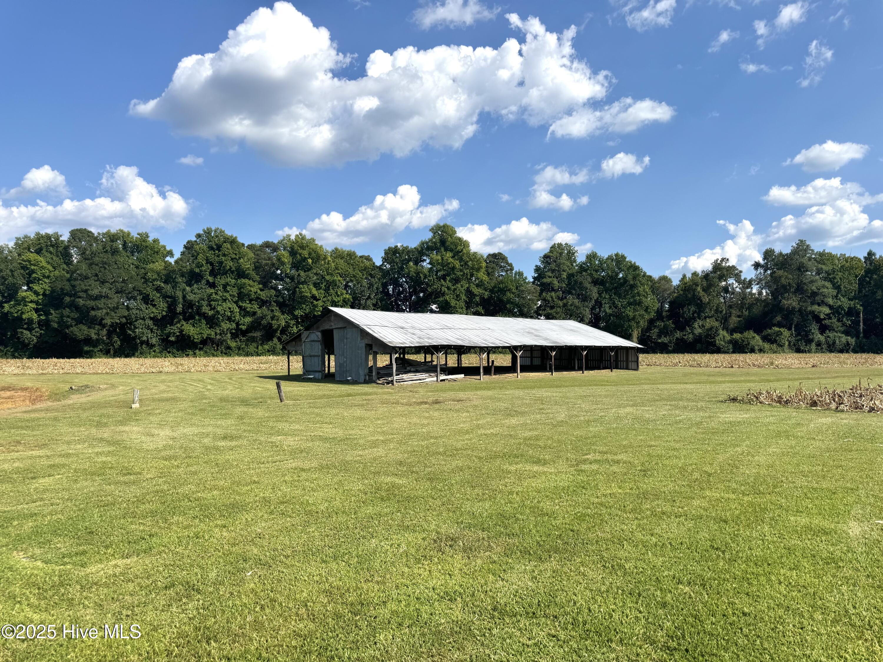 1341 Cedar Grove Church Road Cerro Gordo, NC 28430 - Photo 14 of 50 Barn