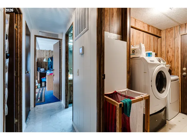 $65,000 | 1225 West 10th Avenue, Unit 18, Junction City, OR 97448