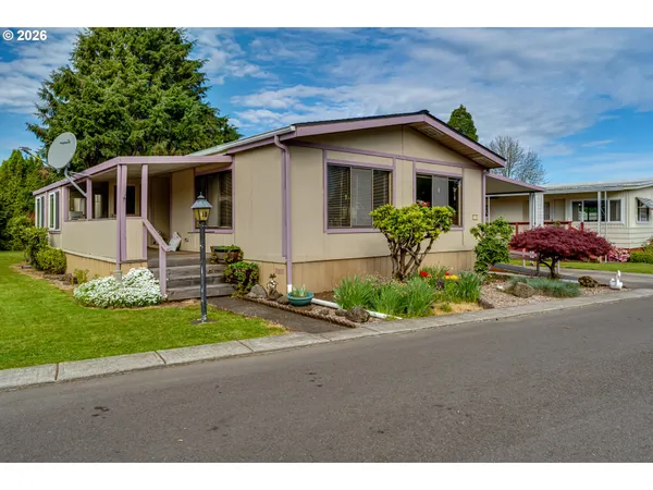 $65,000 | 1225 West 10th Avenue, Unit 18, Junction City, OR 97448