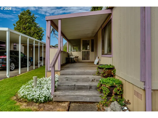 $65,000 | 1225 West 10th Avenue, Unit 18, Junction City, OR 97448