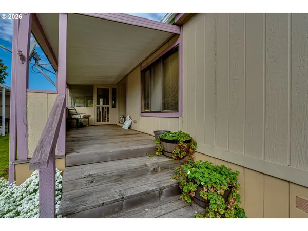 $65,000 | 1225 West 10th Avenue, Unit 18, Junction City, OR 97448