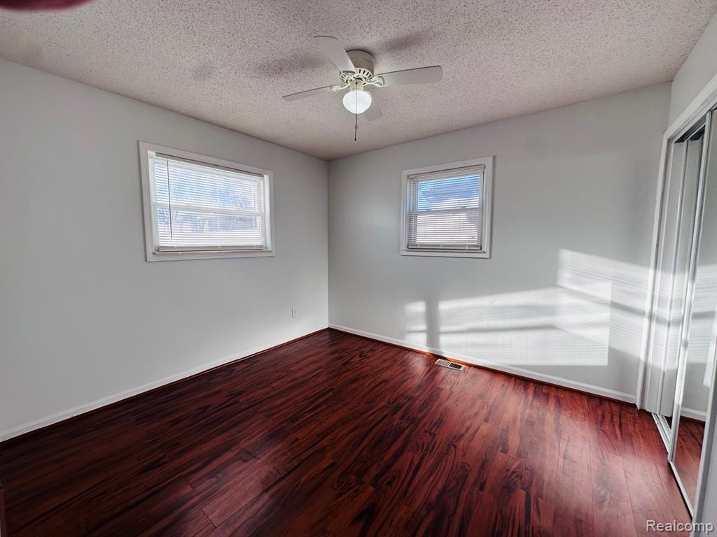6784 Cooper Street Taylor, MI 48180 - Photo 13 of 17
