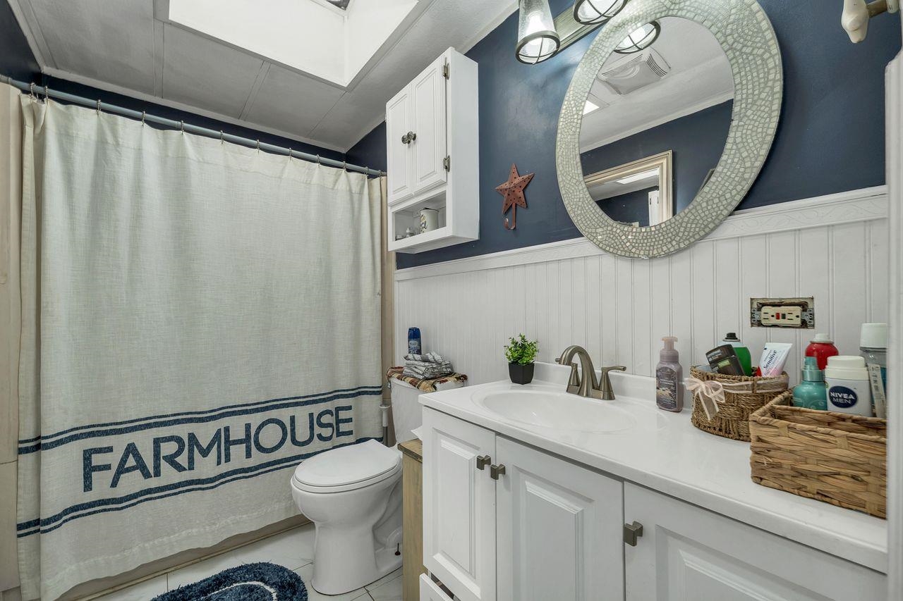 7 North Dewberry Rochester, NH 03867 - Photo 11 of 45