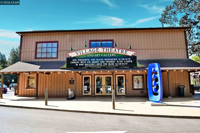 $1,049,000 | 35-35 Danville Oak Place, Danville, CA 94526