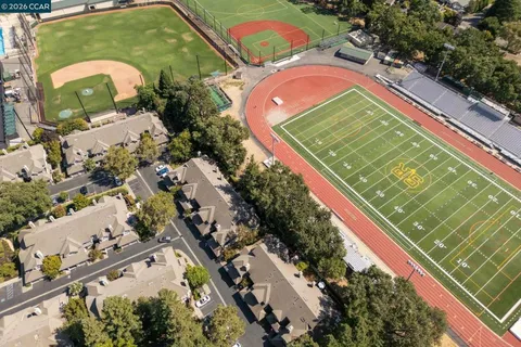 $1,049,000 | 35-35 Danville Oak Place, Danville, CA 94526