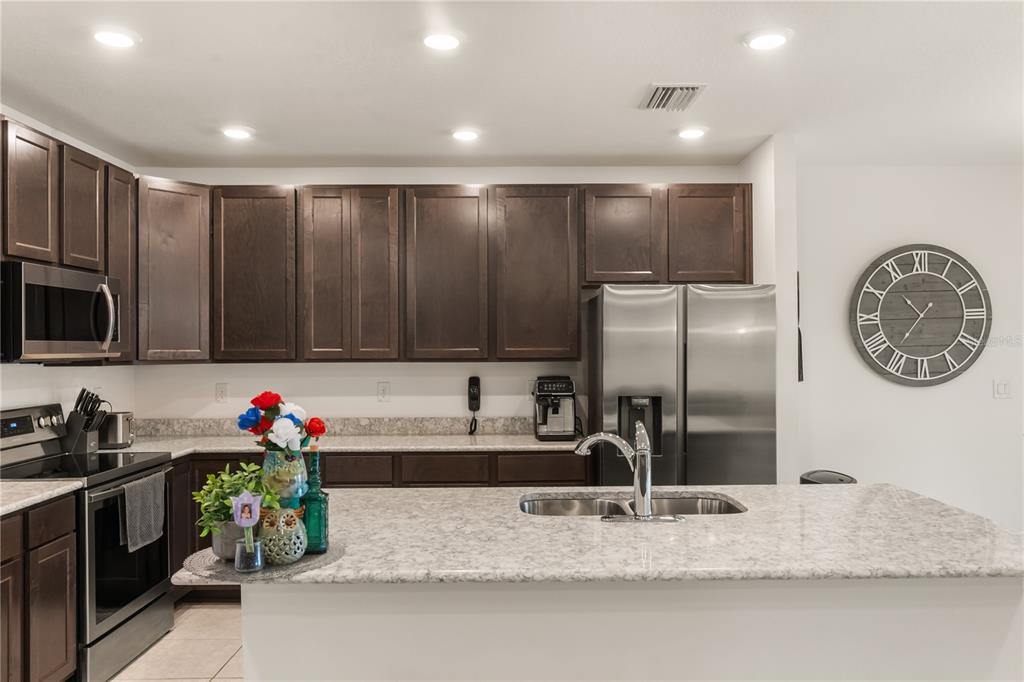 6426 Grapewood Road Spring Hill, FL 34609 - Photo 9 of 42 Gallery Image 9