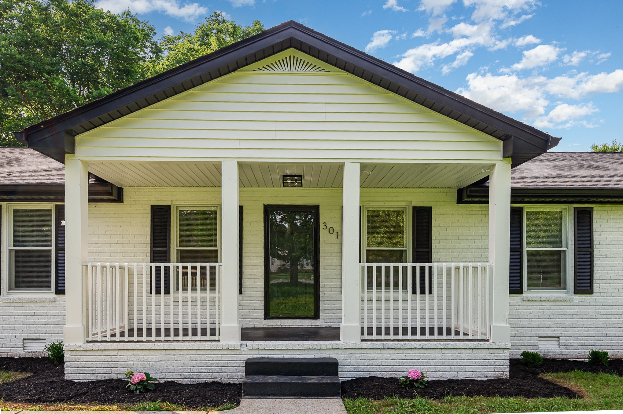 301 Oak Point Terrace Mount Juliet, TN 37122 - Photo 3 of 20