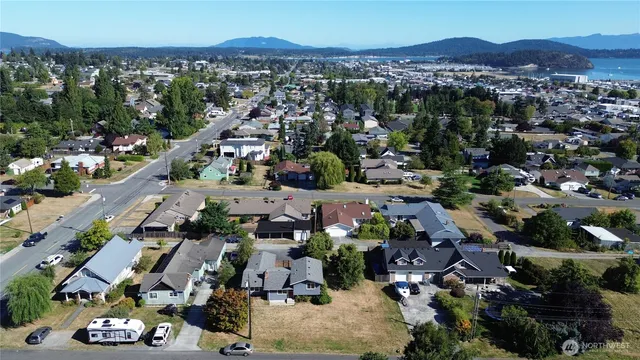 $559,950 | 1214 36th Street, Anacortes, WA 98221