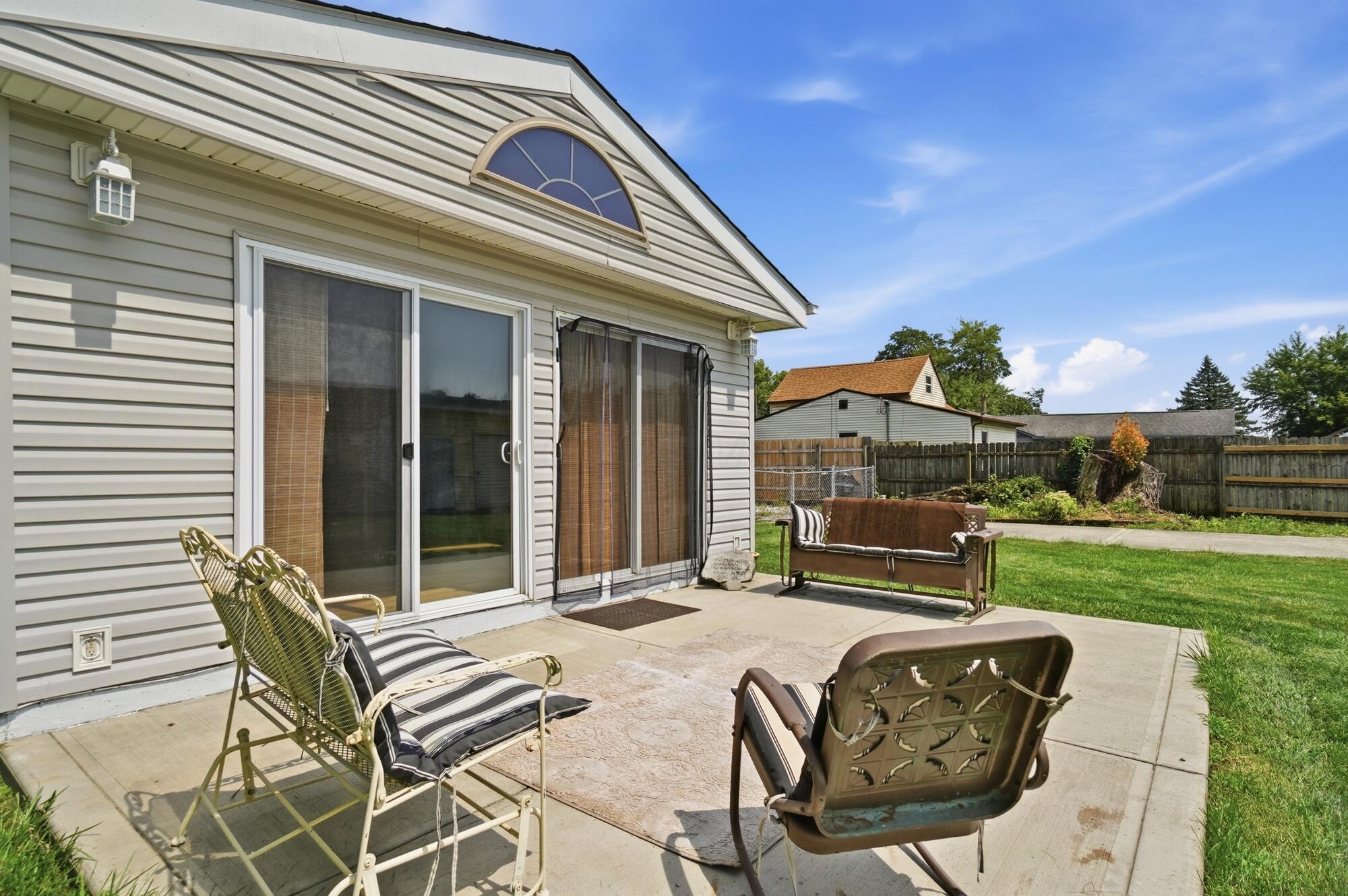 1425 Greenleaf Road Columbus, OH 43223 - Photo 42 of 52 217