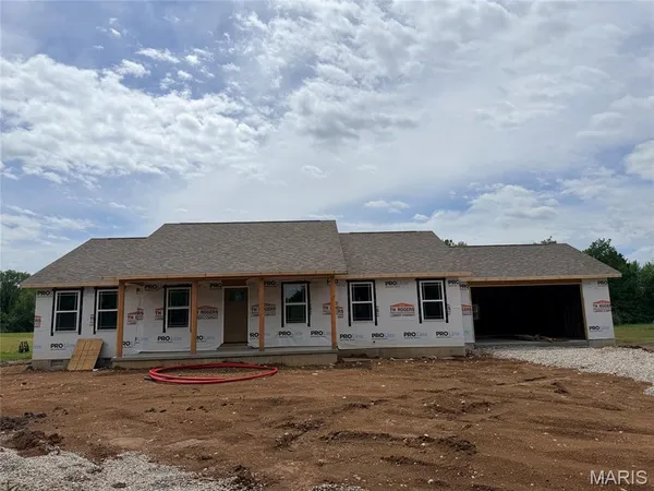 $339,900 | 31125 Old Highway 5, Lebanon, MO 65536