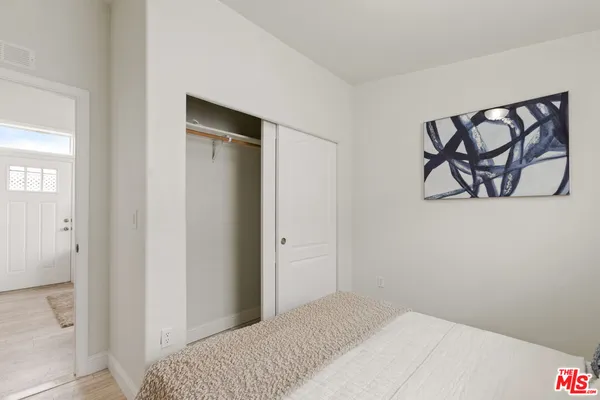 $179,950 | 8250 Lankershim Boulevard, Unit 192, North Hollywood, CA 91605