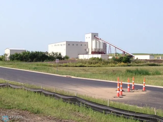 $96,000 | 1209 Jetvig Boulevard, Hawley, MN 56549