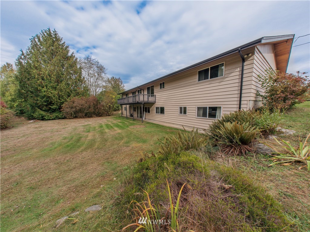 5265 Erlands Point Road Northwest Bremerton, WA 98312 - Photo 23 of 25 Gallery Image 23