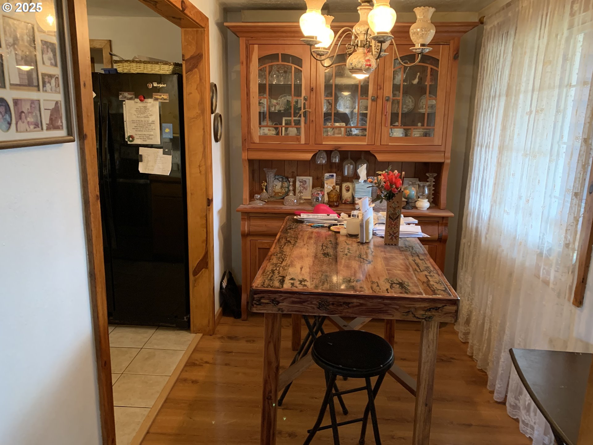 37881 Wheeler Road Dexter, OR 97431 - Photo 18 of 34 Dining Room